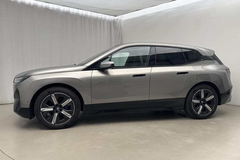 Bild 2 av BMW iX xDrive40