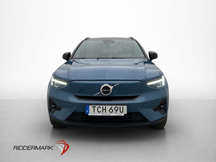Bild 3 av Volvo XC40 Recharge Twin Ultimate Värmare Pano H/K Drag 360°