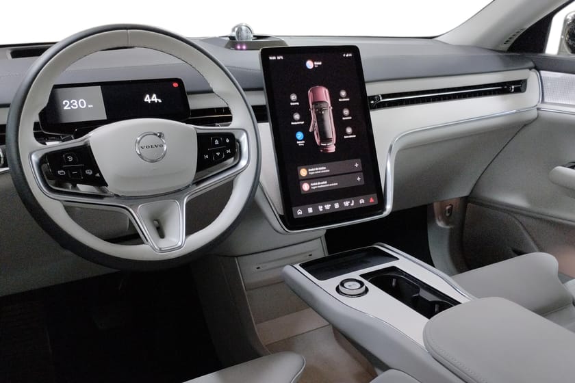 Bild 2 av Volvo EX90 Twin Motor Performance 7-seater Ultra 7sätes/Bowers&Wilkins/Dragkrok/22 tum