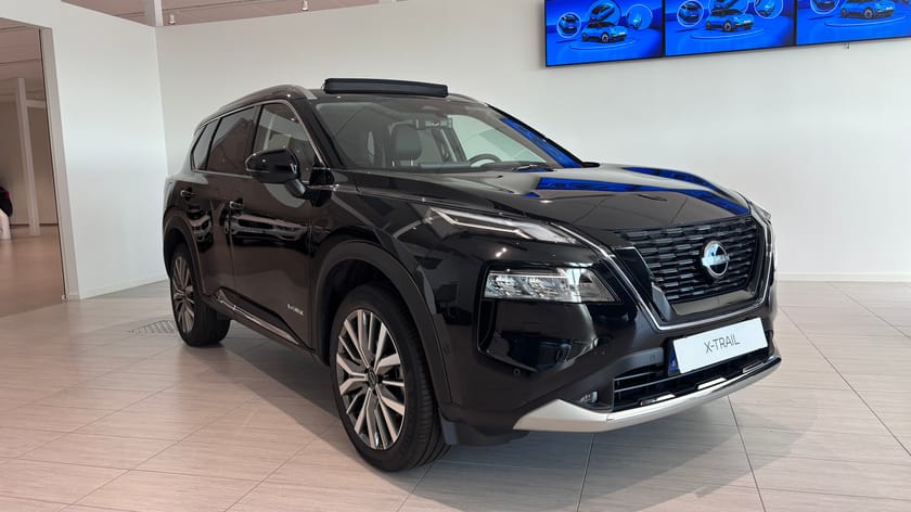 Bild 3 av Nissan X-Trail e-4ORCE Tekna+ 7 säten LAGERIL MED OMGOENDE  LEVERANS!