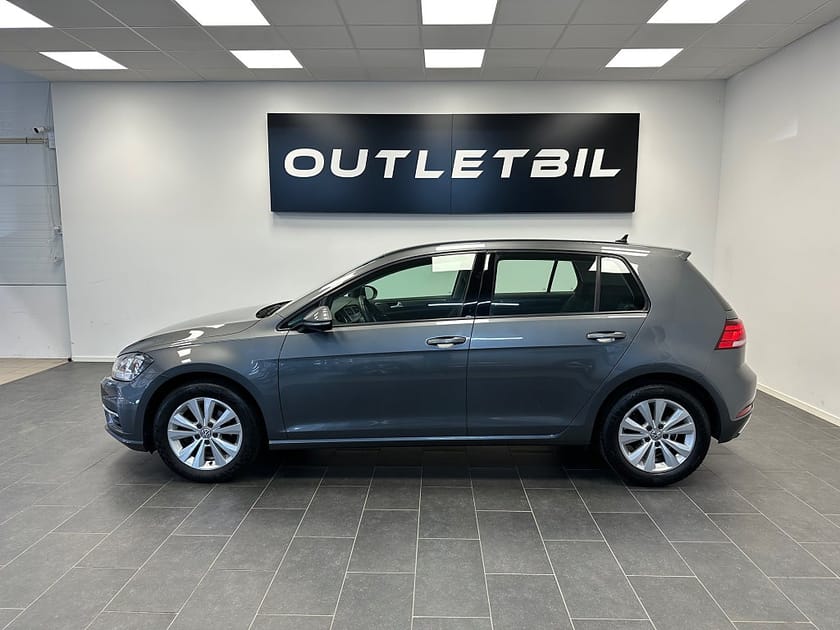 Bild 2 av Volkswagen Golf 5-dörrar 1.0 TSI 110hk Manuell Carplay
