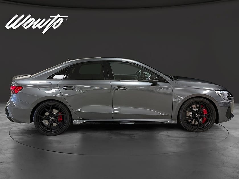Bild 3 av Audi RS3 Sedan 400HK /Skalstolar /Sportavgas /HuD