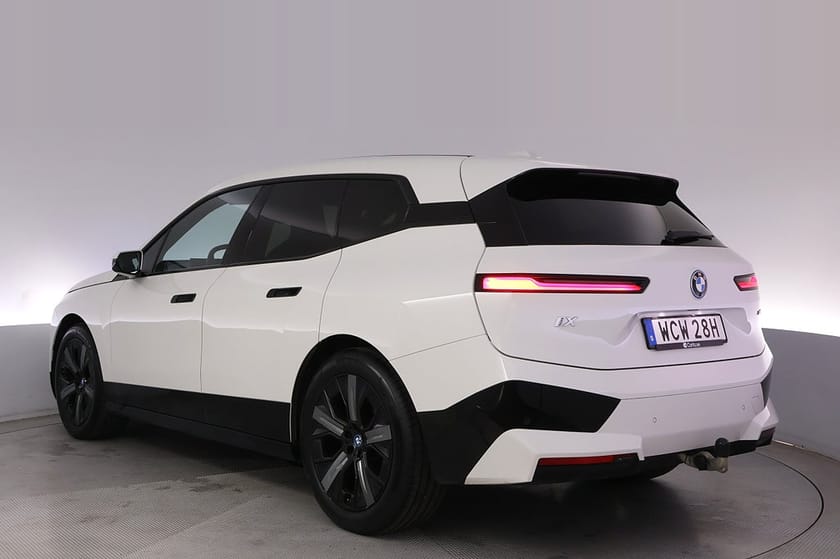 Bild 4 av BMW iX xDrive40