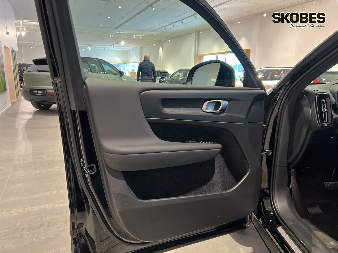 Volvo XC40 Recharge Single Motor