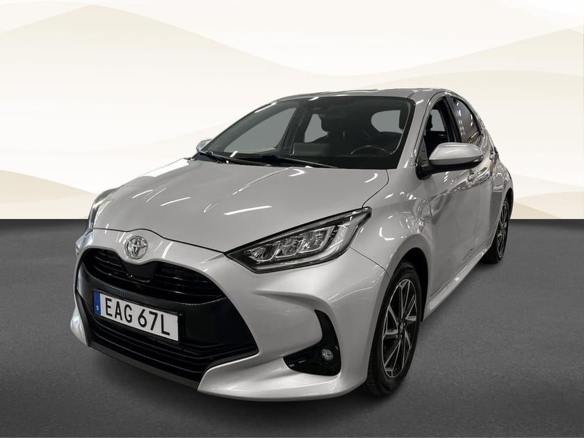 Bild 1 av Toyota Yaris Active Plus 1.5 125hk Manuell S&V-hjul