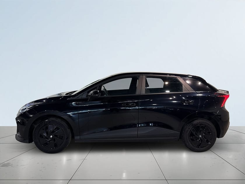 Bild 4 av MG 4 Electric Standard Range 51 kWh Pvärm Rattvärme SoV MOMS
