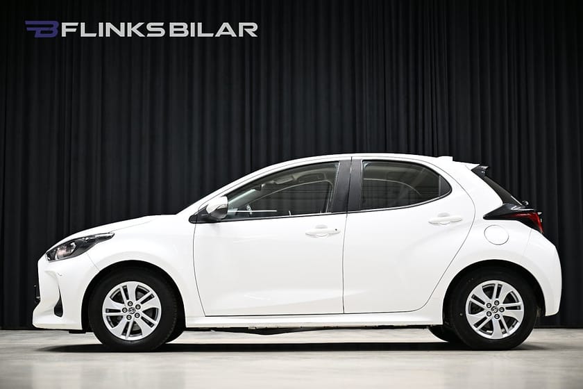 Bild 1 av Toyota Yaris Hybrid CVT Active 1 Brukare Backkamera 116hk
