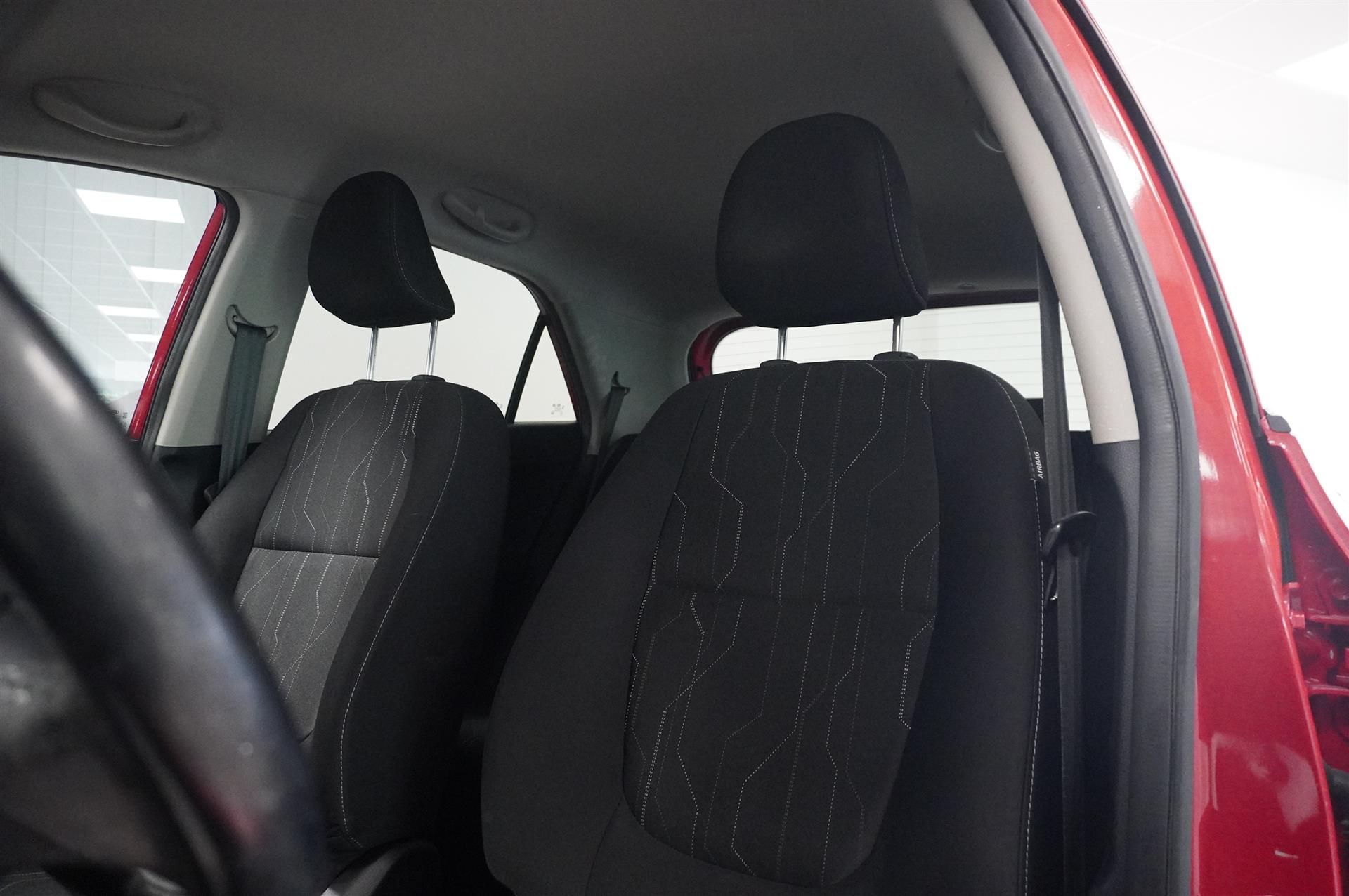 Kia Picanto 1.0 69hk Manuell Rattvärme 2015, bild 4/10