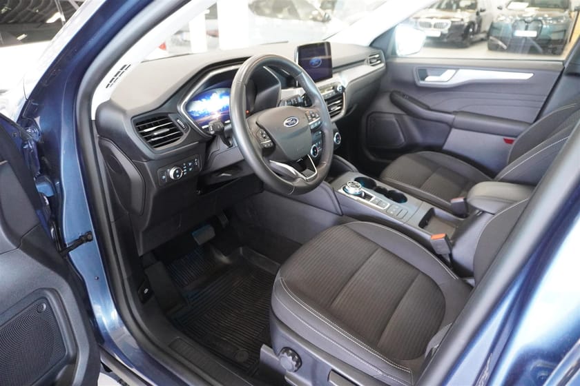 Bild 2 av Ford Kuga Plug-In Hybrid Titanium