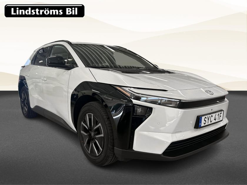 Bild 3 av Toyota bZ4X AWD EXECUTIVE JBL V-HJUL MOMS
