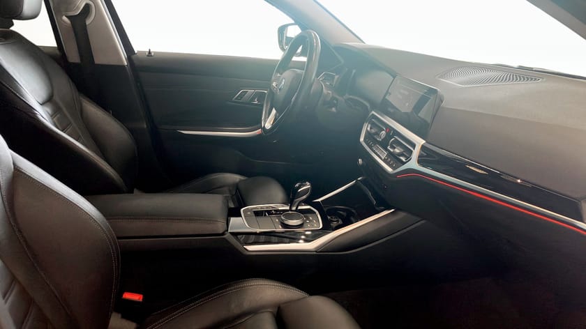 Bild 3 av BMW 330e Touring Steptronic