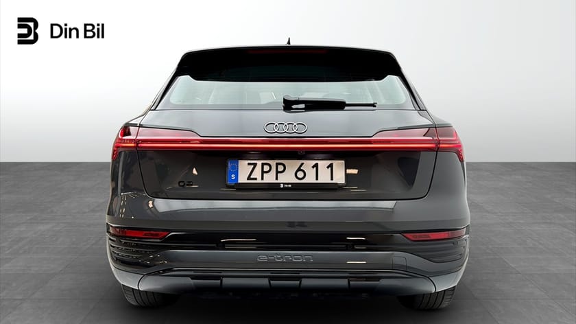 Bild 5 av Audi Q8 50 e-tron quattro 340HK Backkamera Elstolar Läder