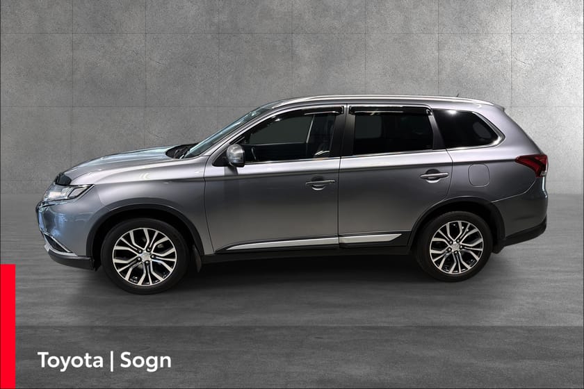 Bilde 2 av Mitsubishi Outlander 2.2 Di-D 4WD GLSi/ 7-seter/skinn