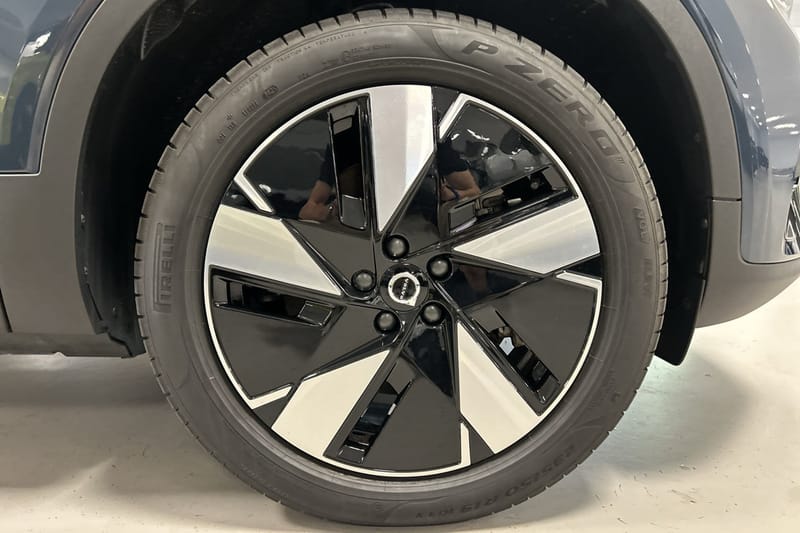 Volvo EX40 Single Motor Extended Range