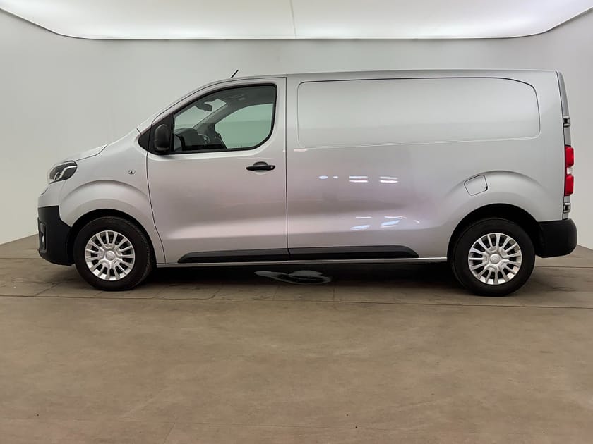 Bild 3 av Toyota Proace 2.0 D-4D Medium 122hk Comfort