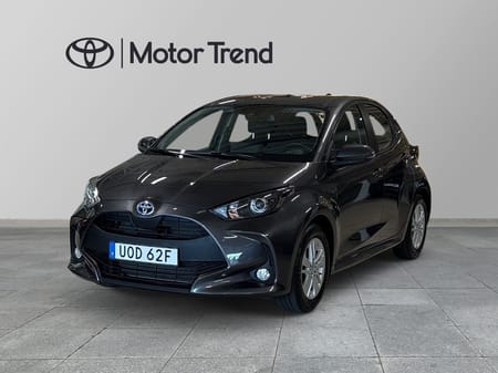 Toyota Yaris Hybrid 1.5 Active Komfortpaket Vinterhjul