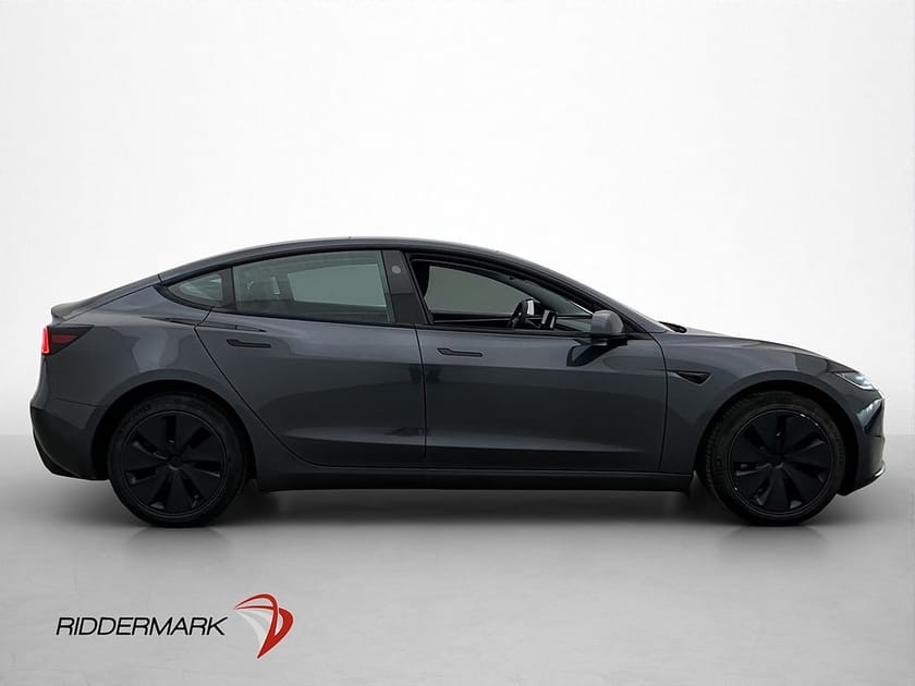 Bild 5 av Tesla Model 3 Long Range AWD MOMS Autopilot Skinn Svensksåld