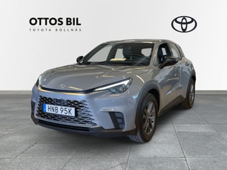 Lexus LBX 1.5 E-CVT, 136hk / V-hjul