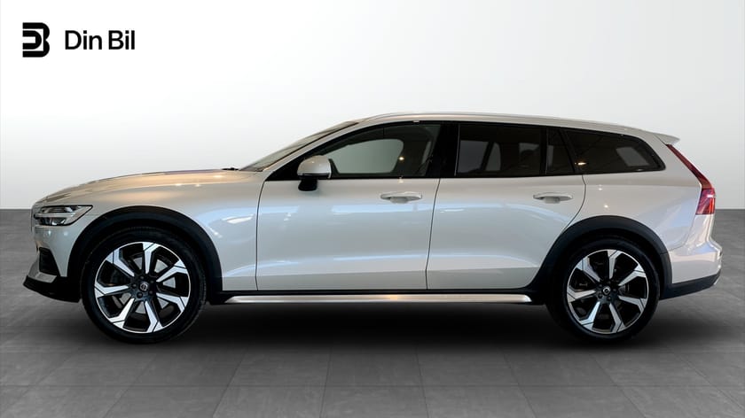 Bild 2 av Volvo V60 Cross Country D4 AWD 190 Drag/P-sensor