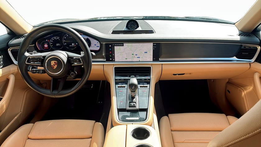 Bild 4 av Porsche Panamera 4 E-Hybrid Platinum Edition