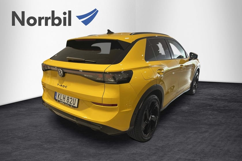 Bild 4 av Volkswagen T-Roc R-Line eTSI 150 Black Style Välutrustad!