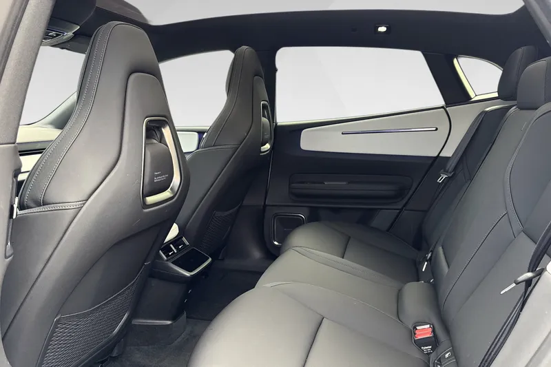 Polestar 4 Long Range Dual motor bilde 15