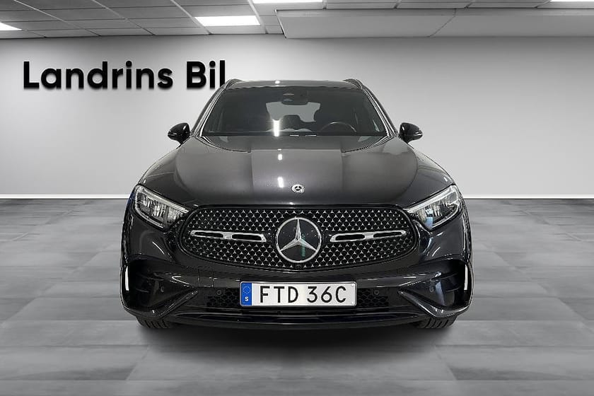 Bild 2 av Mercedes-Benz GLC 300 e 4MATIC