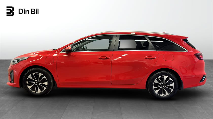 Bild 2 av Kia Ceed Sportswagon Plug-in Hybrid 1.6 GDI PHEV 141 hk | Vinterhjul