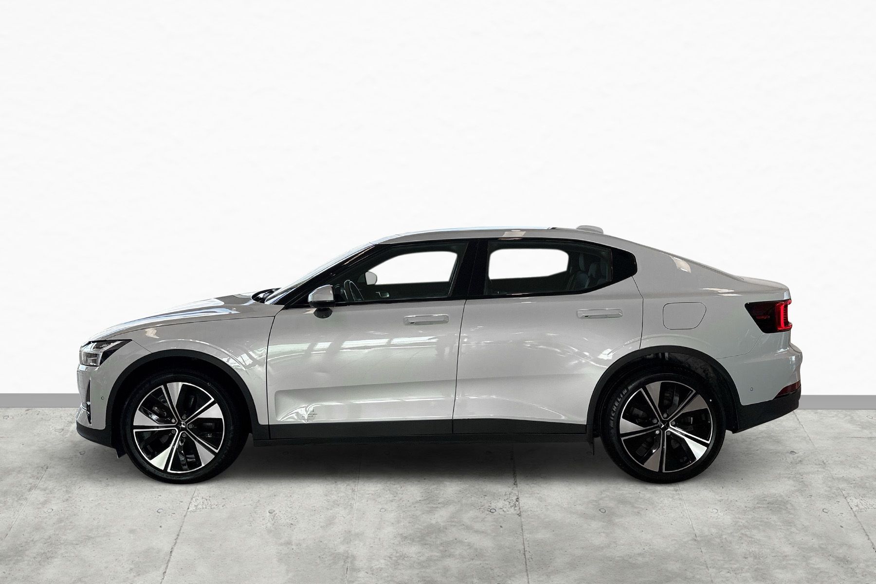 Polestar 2 408 л.с.