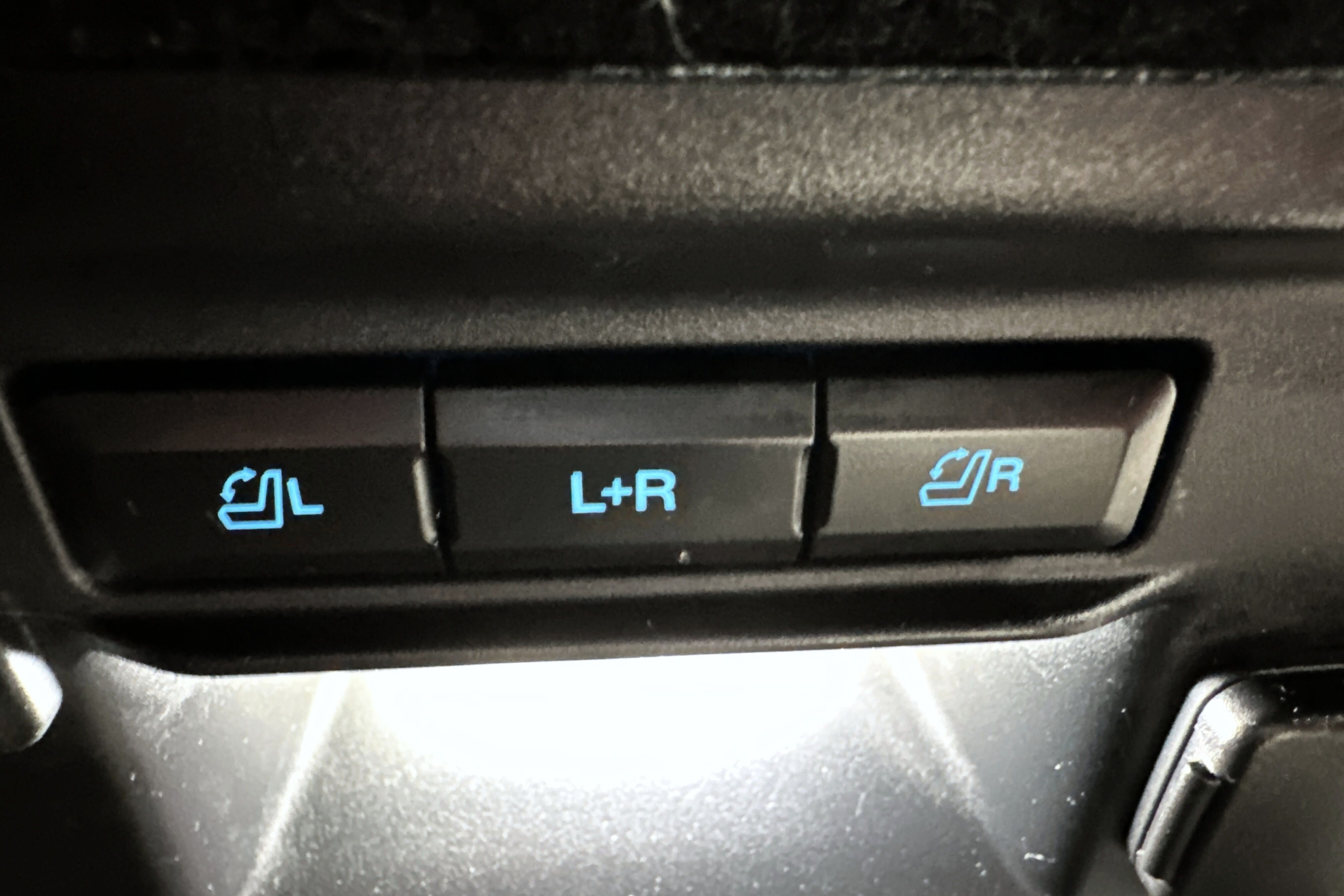 Ford Explorer Plug-In Hybrid bilde 7