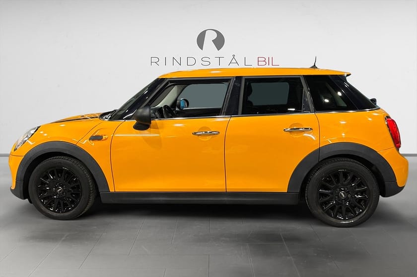 Bild 4 av MINI One 1.2 102 HK PEPPER BLUETOOTH 10700MIL 0.42L/MIL 382KR/ÅR