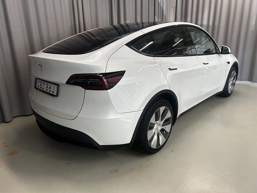 Bild 5 av Tesla Model Y Standard Range RWD