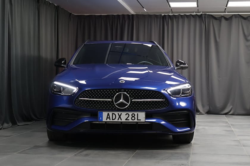 Bild 3 av Mercedes-Benz C 300 T de 4MATIC AMG Advanced Plus Burmester Drag MOMS