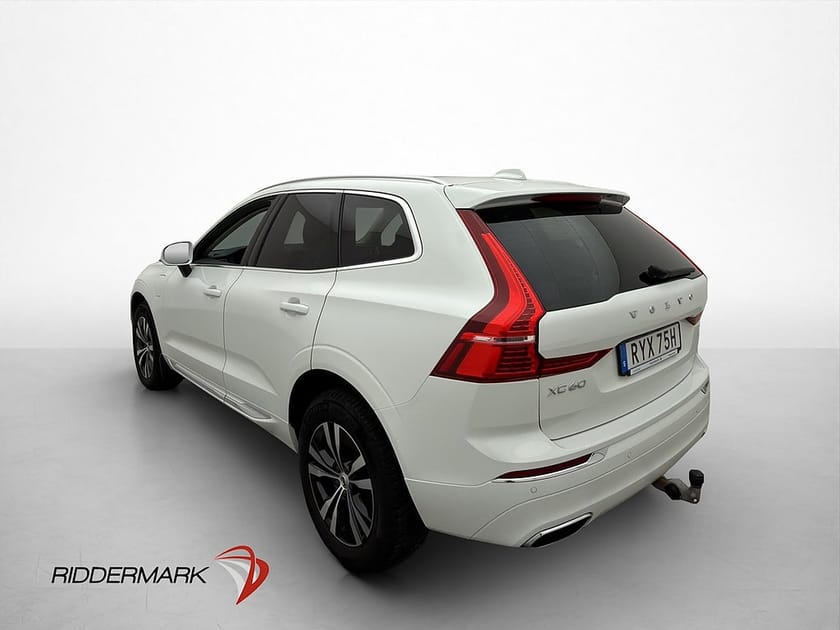 Bild 5 av Volvo XC60 T6 AWD Momentum Adv Panorama Drag B-Kamera Läder