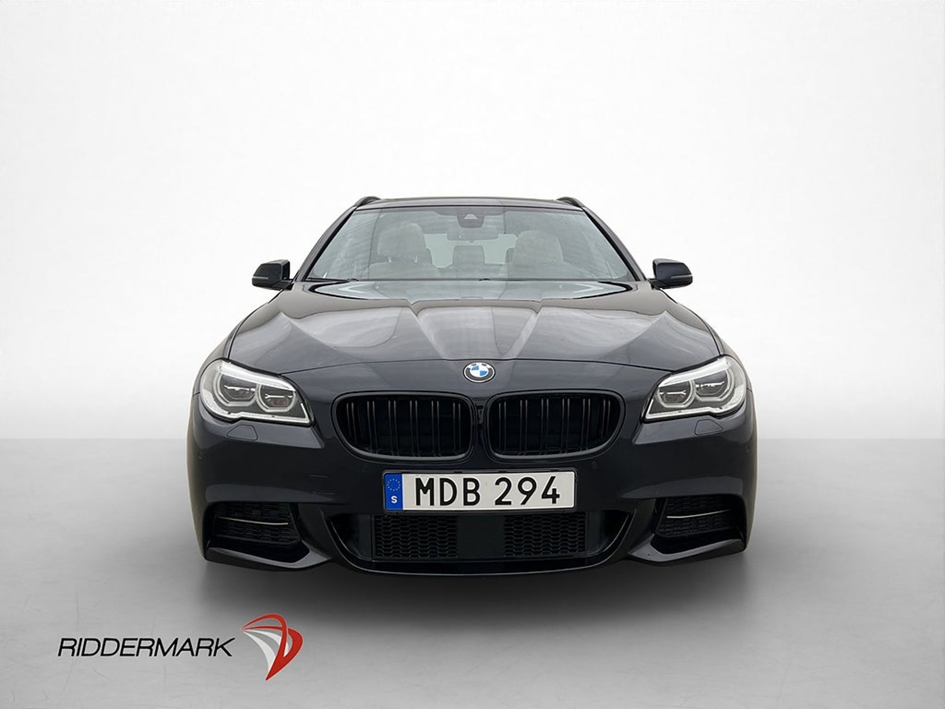BMW 530 d xDrive Innovation H/K Pano 2016, kuva 2/39