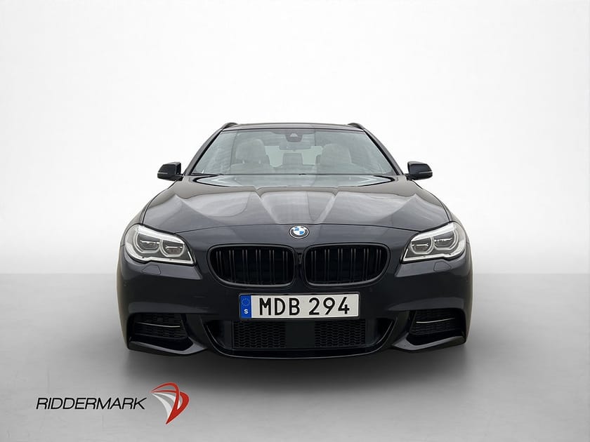 Bild 2 av BMW 530d xDrive Touring 530 Innovation Pano H/K HuD Kamera Drag Skinn