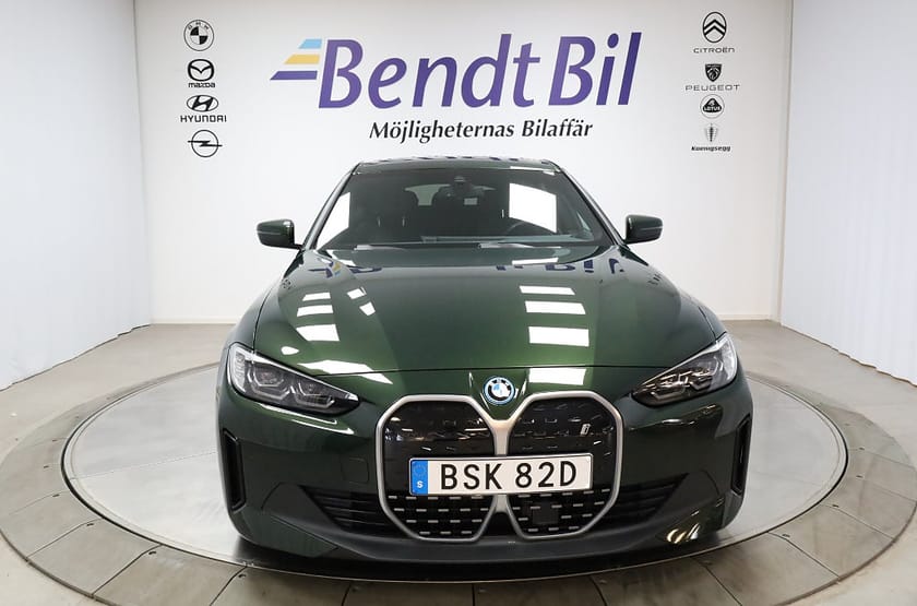 Bild 4 av BMW i4 eDrive40 Gran Coupé | Dragkrok | Adaptiv farth. | HiFi