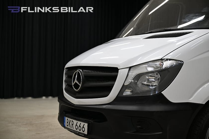 Bild 5 av Mercedes-Benz Sprinter 316 BlueTEC Skåpbil Automat|Drag|Värmare|Backkamera|Kamkedja