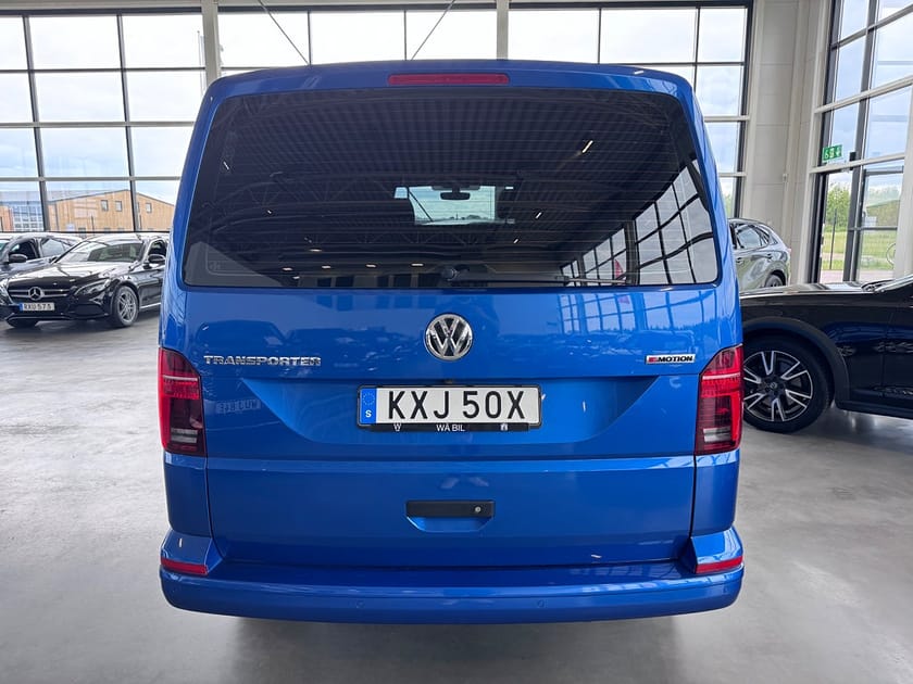 Bild 4 av Volkswagen Transporter T28 2.0 TDI BMT 4Motion | Navi | Värmare | Moms