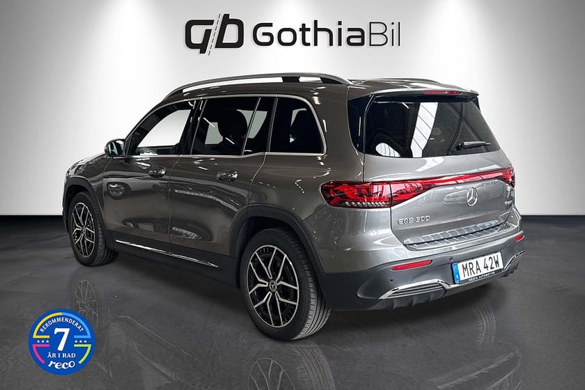Bild 5 av Mercedes-Benz EQB 300 4MATIC AMG LED 7-sits 360 Panorama 1ägare Leasbar