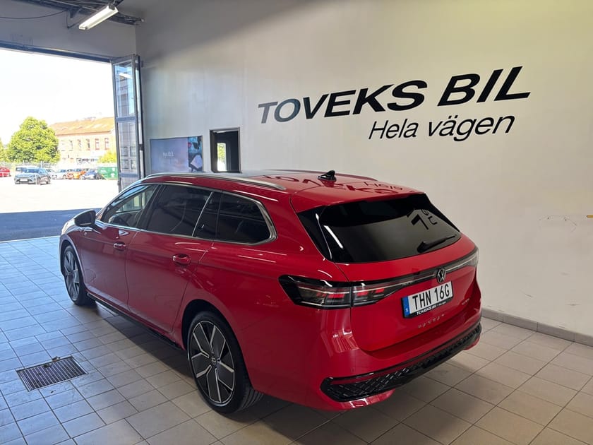 Bild 3 av Volkswagen Passat Variant eHybrid PB   R-LINE 1.5 TSI 272 HK