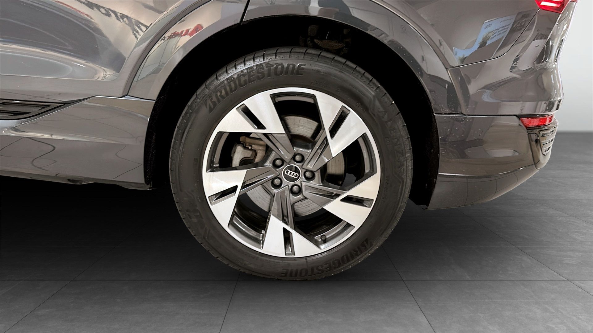 Audi e-tron 50 2024, bild 6/10