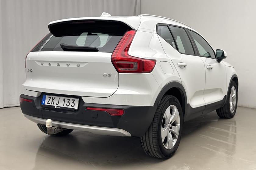 Bild 3 av Volvo XC40 D3 2WD (150hk) Momentum GPS Värmare