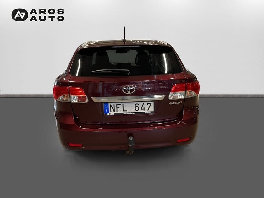 Bild 5 av Toyota Avensis Kombi 1.8 Valvematic Business Vinterhjul