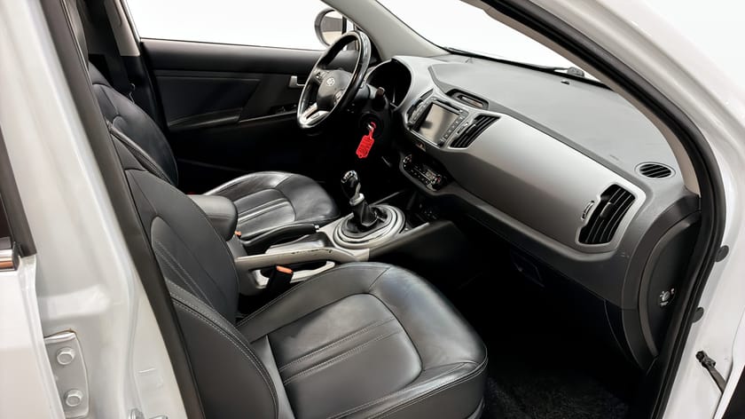 Bild 3 av Kia Sportage 1.7 CRDi 115hk // 1 äg // Drag // Panorama // Navi