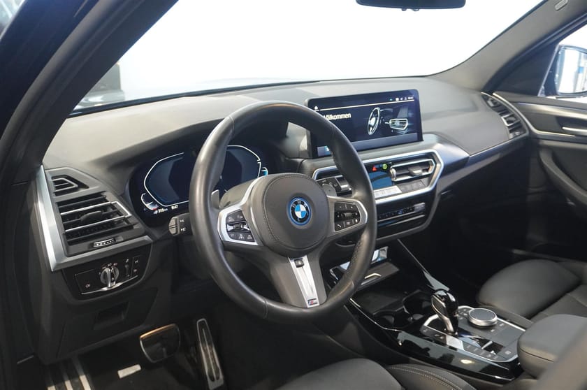 Bild 2 av BMW X3 xDrive30e xDrive 30e M Sport Drag Komfortöppning Rattvärme