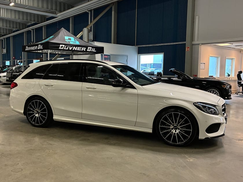 Bild 3 av Mercedes-Benz C 220 T d 4MATIC 4M 9G-Tronic AMG | Burmester | Drag | Värmare