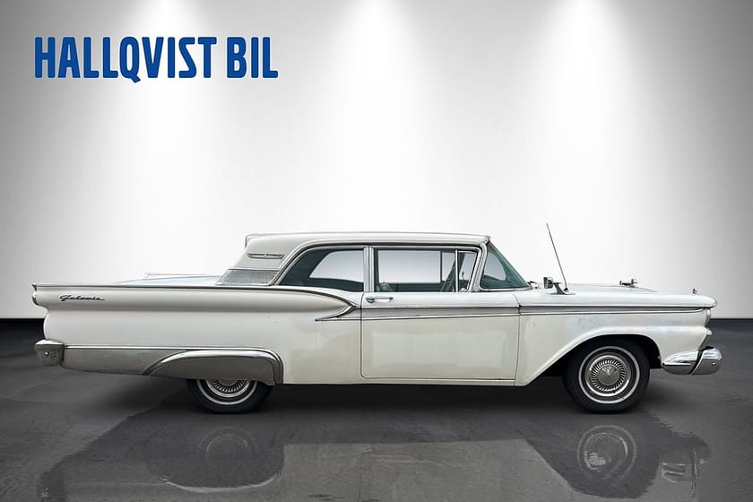 Bild 4 av Ford Galaxie Club Sedan 5.4 V8 Cruise-O-Matic
