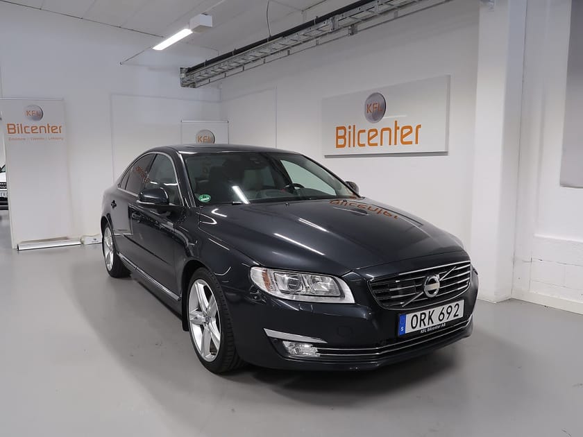 Bild 3 av Volvo S80 D4 Summum V-Däck ingår Skinn-Navi-Taklucka-Elstol-BLIS-