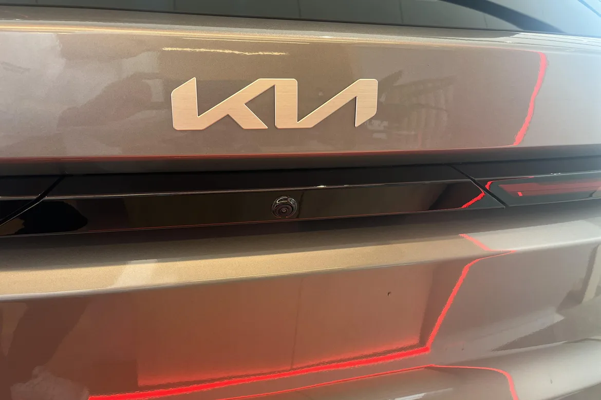 picture of a car